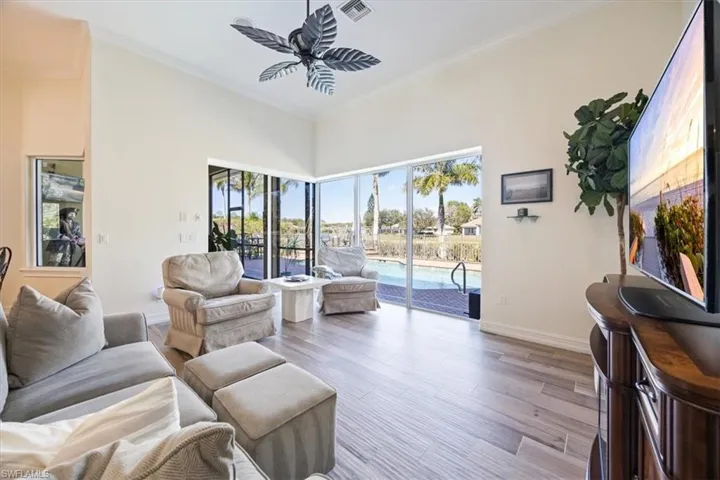 3984  Stonesthrow  CT, Naples, FL 34109