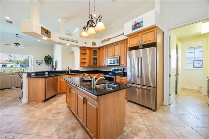 3984  Stonesthrow  CT, Naples, FL 34109