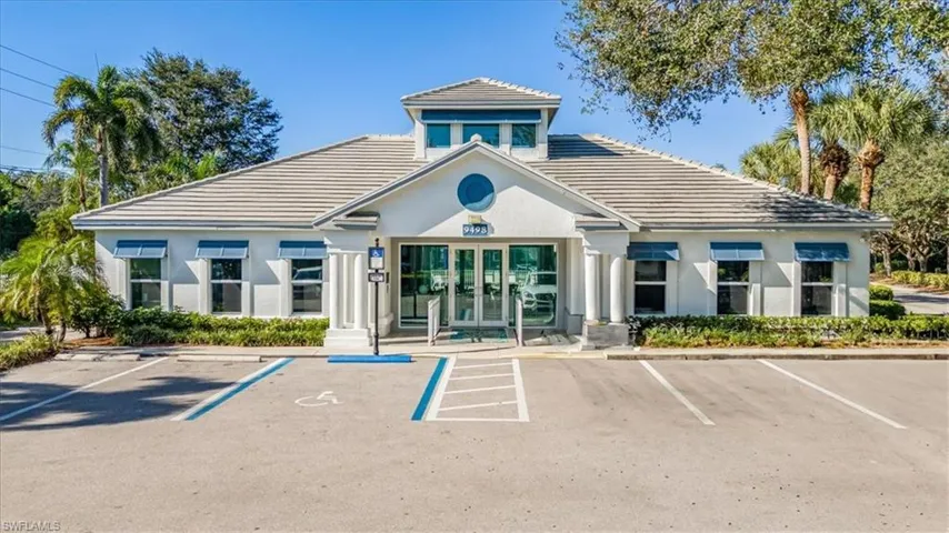 3984  Stonesthrow  CT, Naples, FL 34109