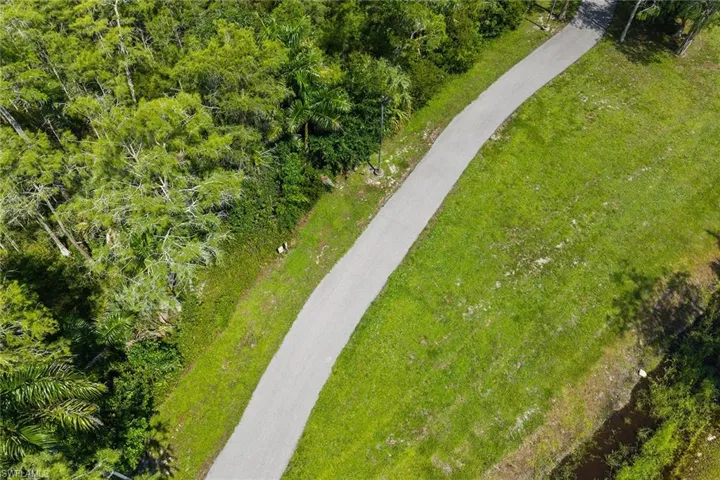 61 Constitution Dr, Naples, Florida 34112