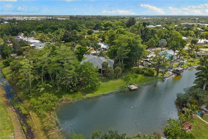61 Constitution Dr, Naples, Florida 34112