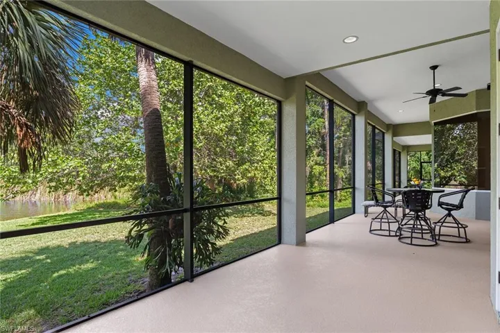 61 Constitution Dr, Naples, Florida 34112