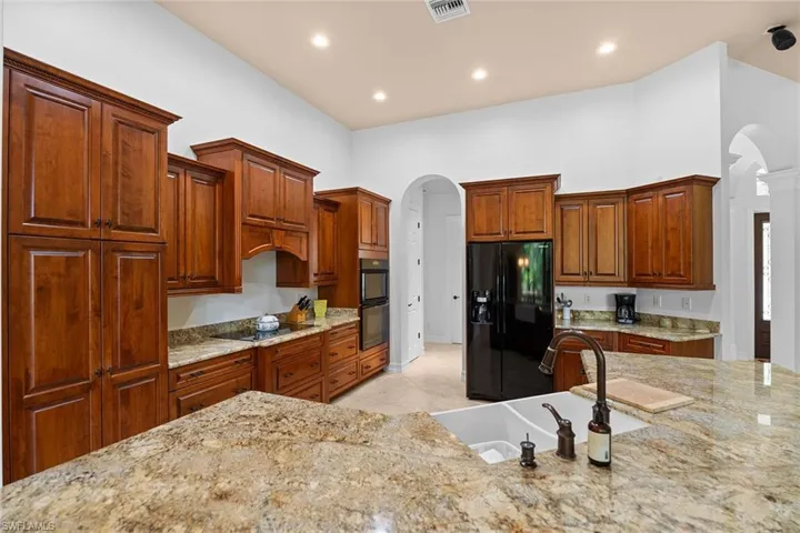 61 Constitution Dr, Naples, Florida 34112