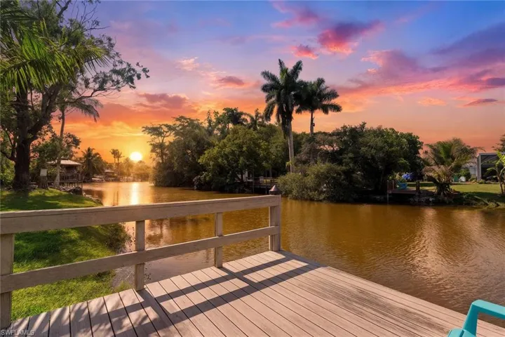 61 Constitution Dr, Naples, Florida 34112