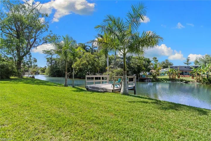 61 Constitution Dr, Naples, Florida 34112