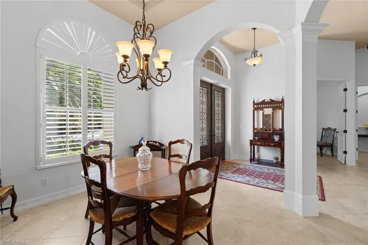 61 Constitution Dr, Naples, Florida 34112