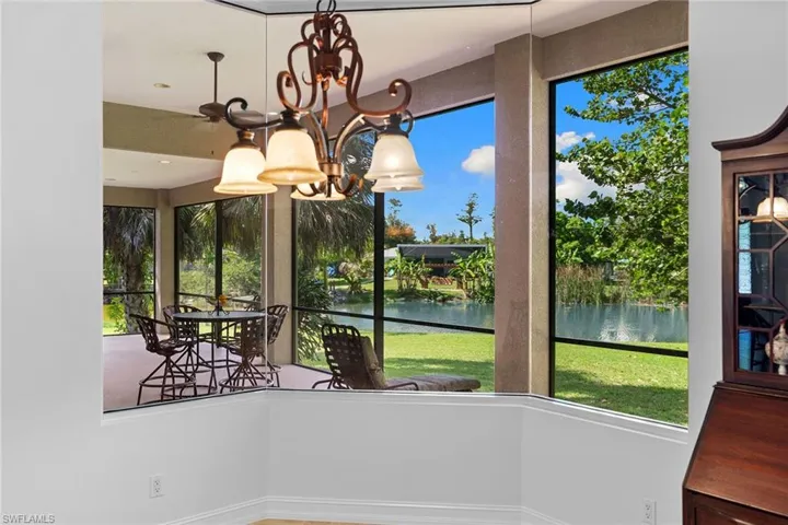 61 Constitution Dr, Naples, Florida 34112