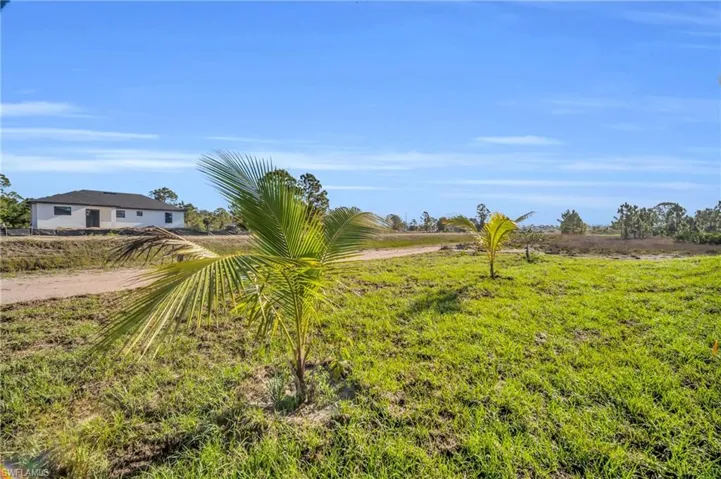 1109 Edgewood St E, Lehigh Acres, Florida 33974