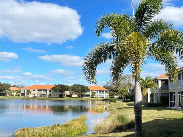 6900 Huntington Lakes CIR # 102, NAPLES FL 34119