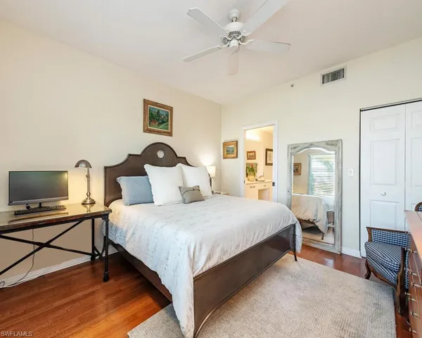 6900 Huntington Lakes CIR # 102, NAPLES FL 34119