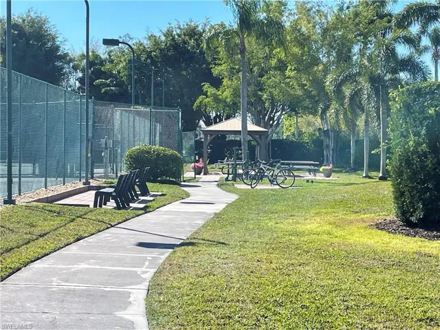 6900 Huntington Lakes CIR # 102, NAPLES FL 34119