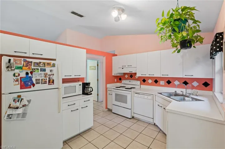724 Grove Dr, Naples Fl 34120