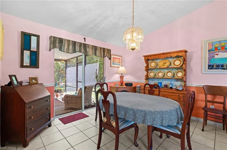 724 Grove Dr, Naples Fl 34120