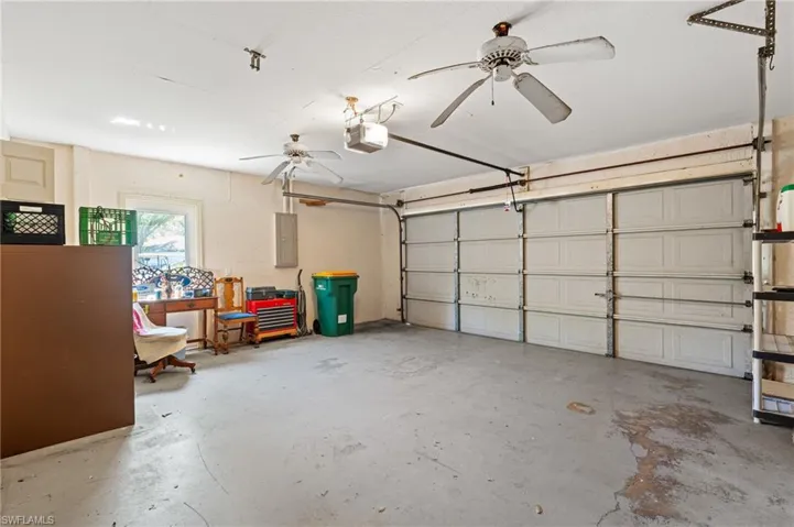 724 Grove Dr, Naples Fl 34120