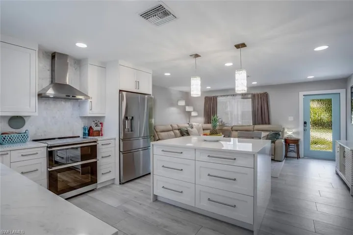 3731  Arlington  ST, Fort Myers, FL 33901