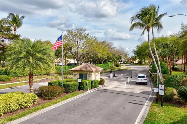 7750  Gardner  DR, Naples, FL 34109