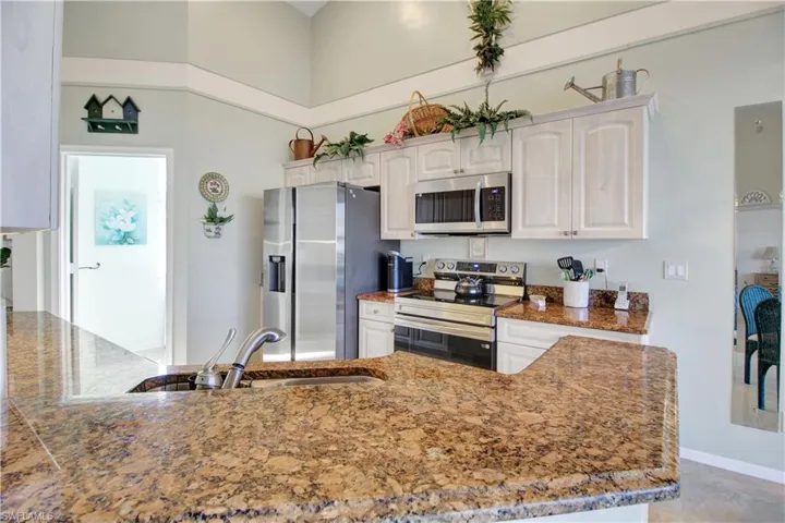 7750  Gardner  DR, Naples, FL 34109