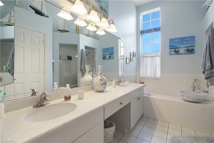 7750  Gardner  DR, Naples, FL 34109