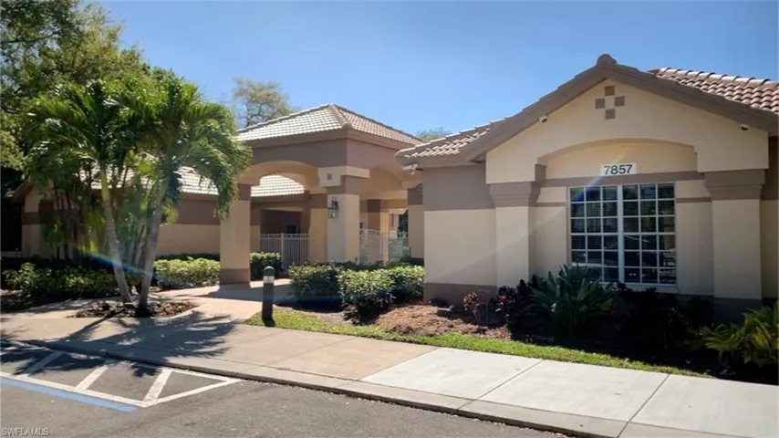 7750  Gardner  DR, Naples, FL 34109