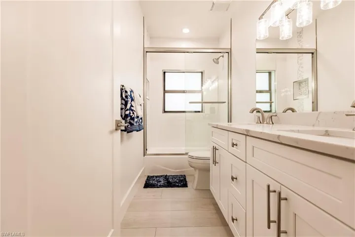 819  96th N AVE, Naples, FL 34108
