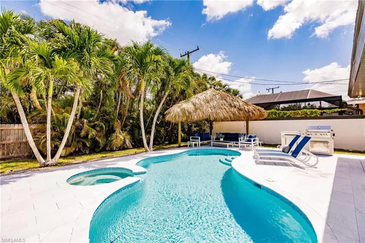819  96th N AVE, Naples, FL 34108