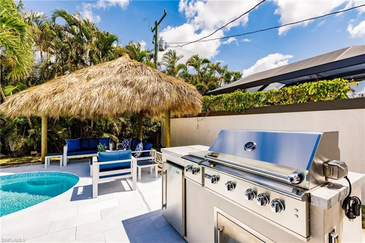 819  96th N AVE, Naples, FL 34108