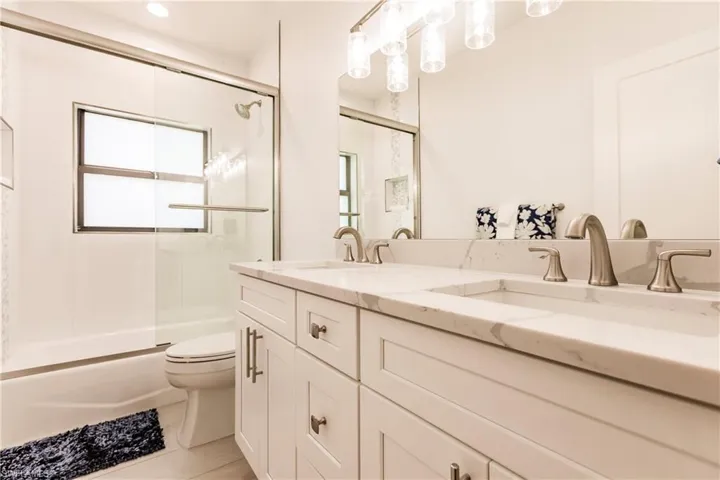 819  96th N AVE, Naples, FL 34108