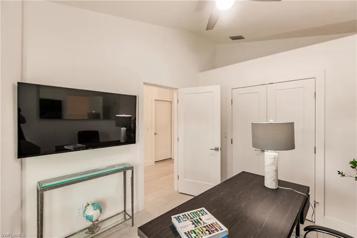 819  96th N AVE, Naples, FL 34108