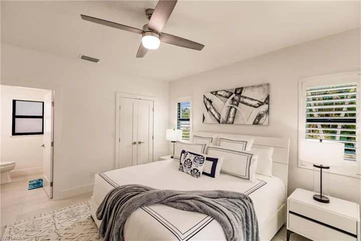 819  96th N AVE, Naples, FL 34108