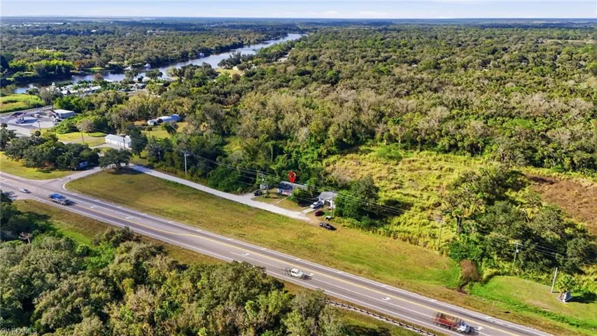 829 N Bridge  ST, Labelle, FL 33935