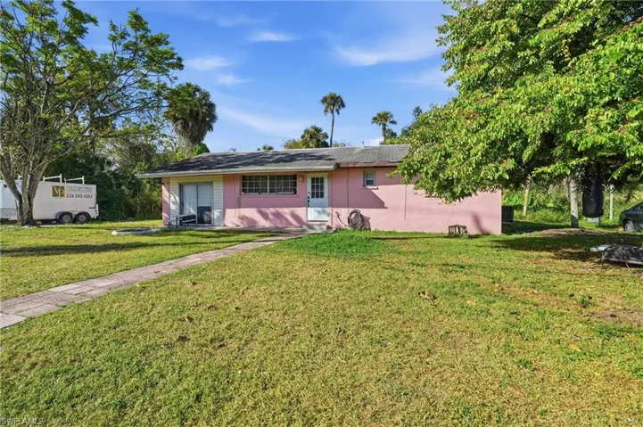 829 N Bridge  ST, Labelle, FL 33935