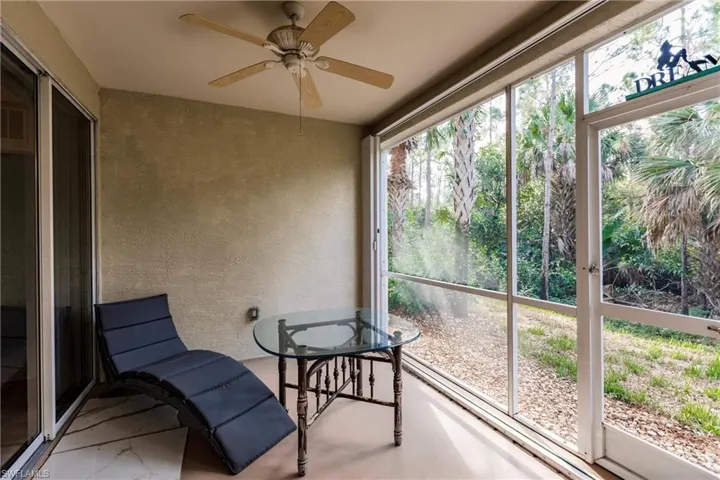 Sunroom with ceiling fan