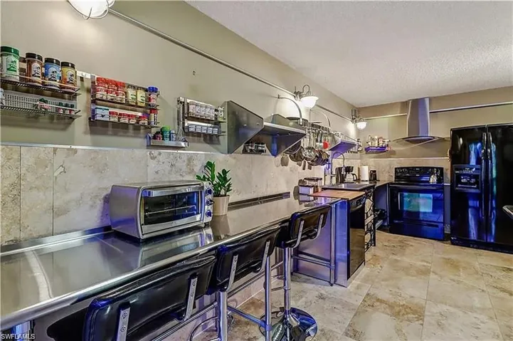 4033 Sandlewood Ln 3, Fort Myers, Florida 33907
