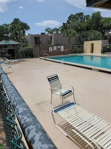 4033 Sandlewood Ln 3, Fort Myers, Florida 33907