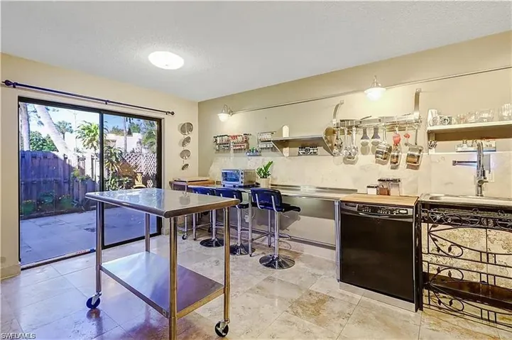 4033 Sandlewood Ln 3, Fort Myers, Florida 33907