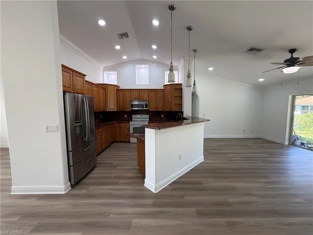 2712 25th St W, Lehigh Acres, Florida 33971