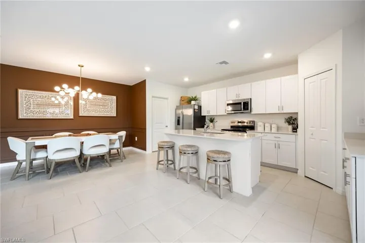 7156 Sugar Pine Way, Fort Myers, Florida 33966