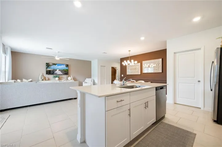 7156 Sugar Pine Way, Fort Myers, Florida 33966