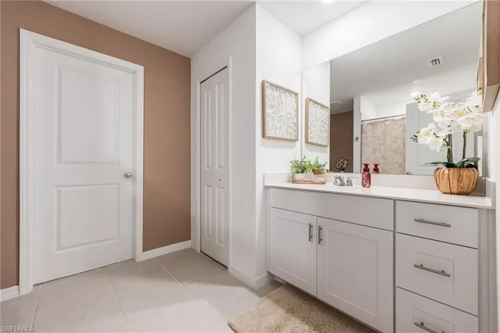 7156 Sugar Pine Way, Fort Myers, Florida 33966