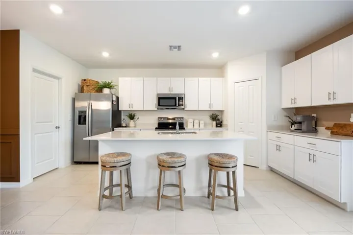 7156 Sugar Pine Way, Fort Myers, Florida 33966