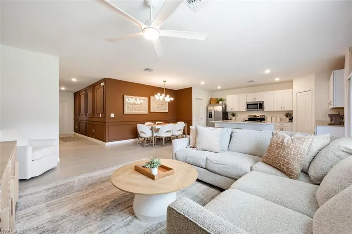 7156 Sugar Pine Way, Fort Myers, Florida 33966