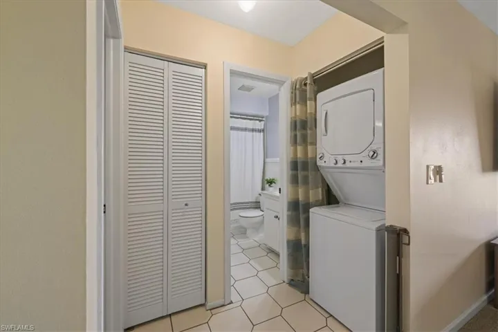 503  Cape Coral W PKWY, Cape Coral, FL 33914
