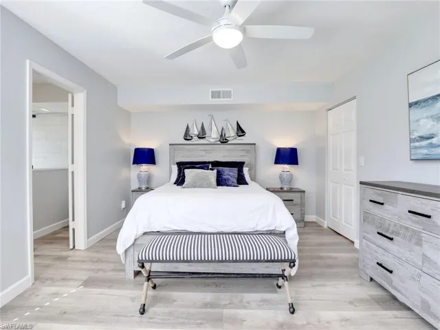 661 Windsurf Ln # 104, Naples Fl 34108