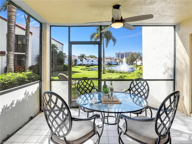 661 Windsurf Ln # 104, Naples Fl 34108
