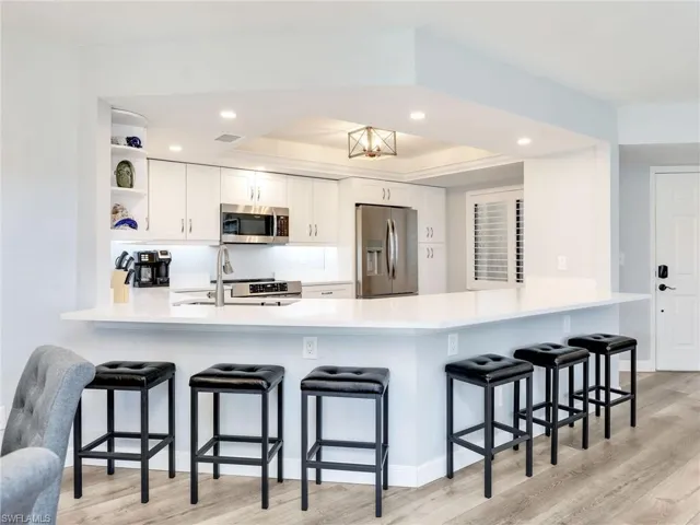 661 Windsurf Ln # 104, Naples Fl 34108
