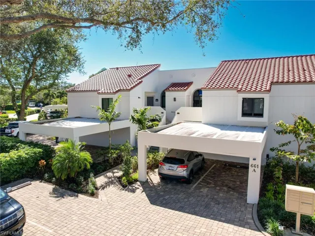 661 Windsurf Ln # 104, Naples Fl 34108