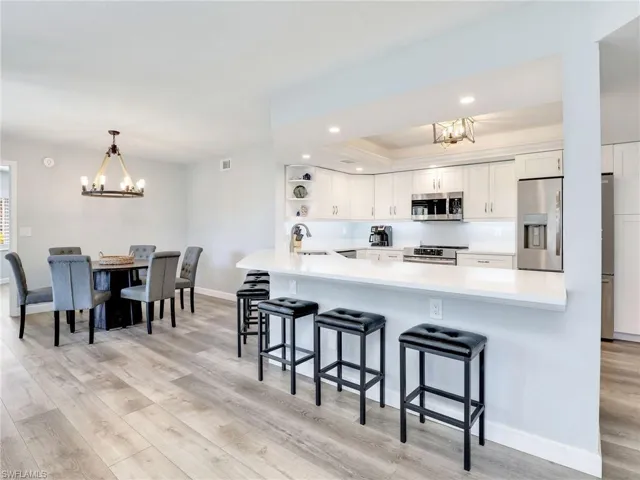 661 Windsurf Ln # 104, Naples Fl 34108