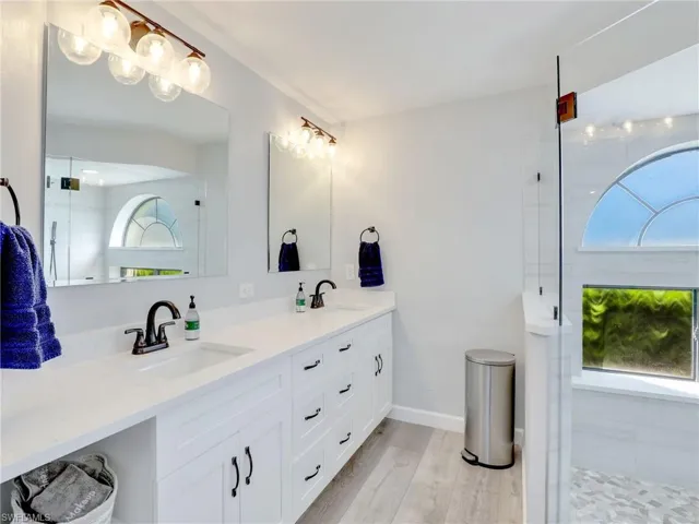 661 Windsurf Ln # 104, Naples Fl 34108