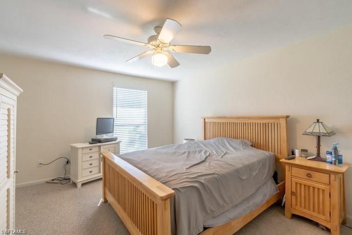 4692  Lakewood  BLVD, Naples, FL 34112