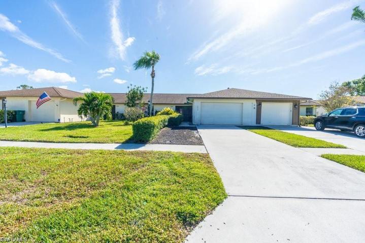 4692  Lakewood  BLVD, Naples, FL 34112